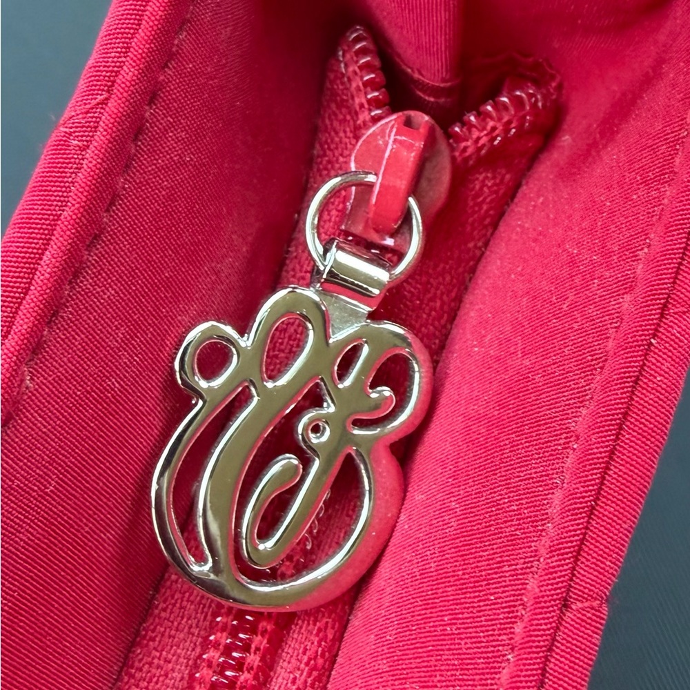 Vera Bradley Quilted Red Shoulder Bag - Picture 4 of 5